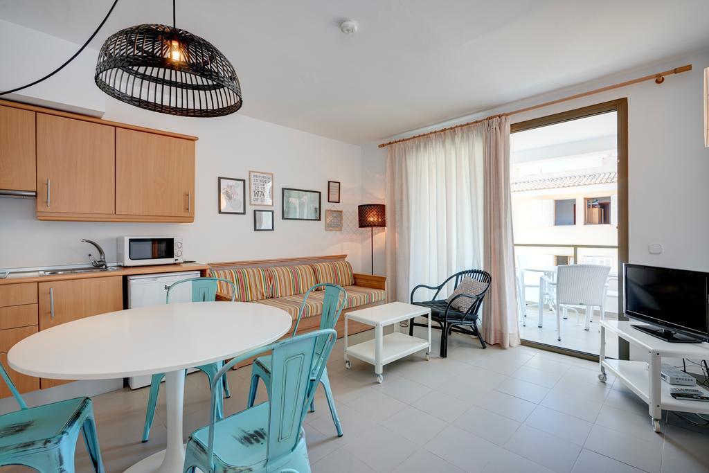Lemar Apartments Colonia de Sant Jordi Habitación foto