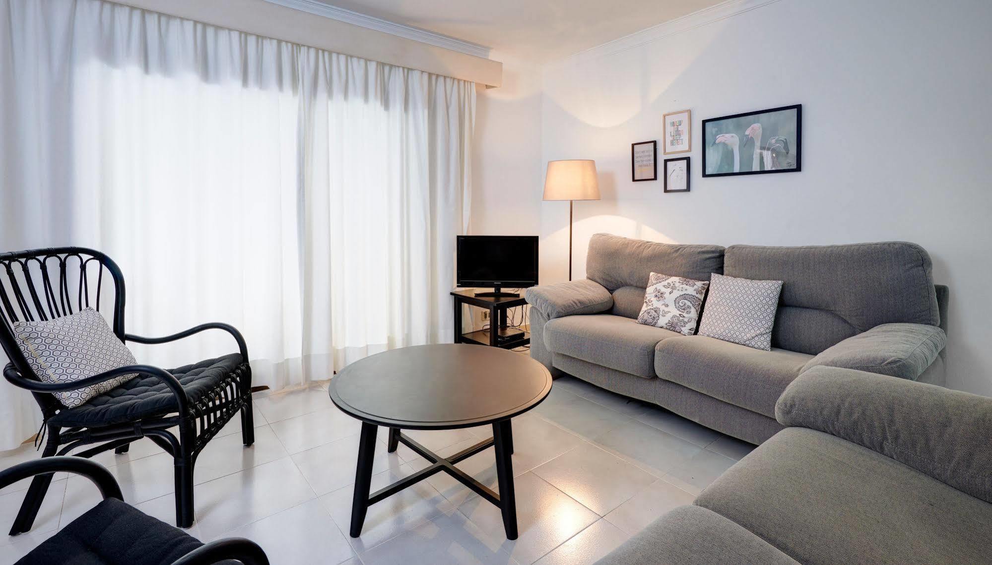 Lemar Apartments Colonia de Sant Jordi Exterior foto